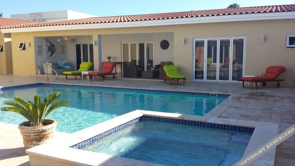 Aruba'S Bakval Suites ภายนอก รูปภาพ